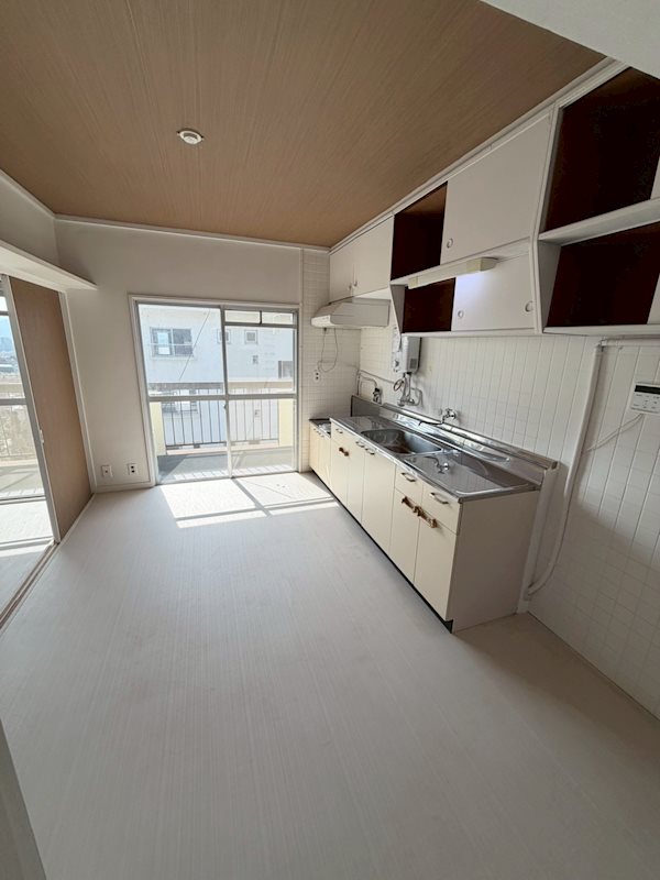 ヴィラナリー小倉南 リビング