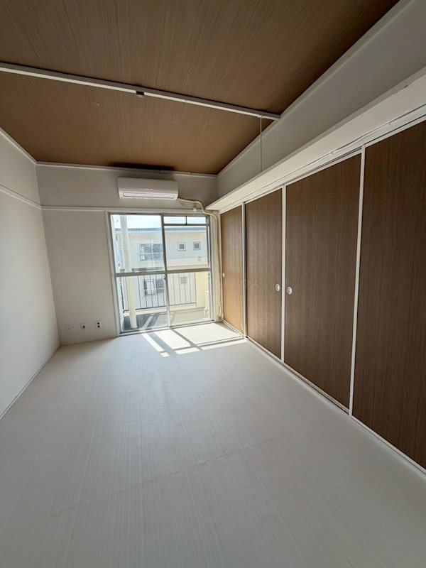 ヴィラナリー小倉南 ベッドルーム