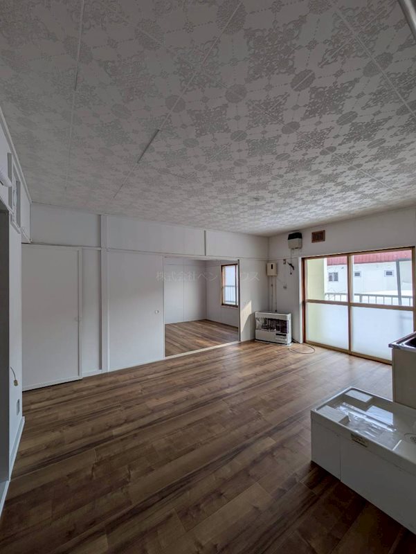 ヴィラナリー芦別Ⅱ リビング