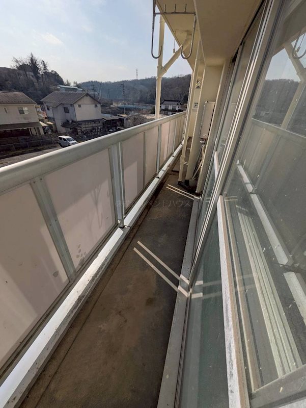 ヴィラナリー三良坂 ベランダ