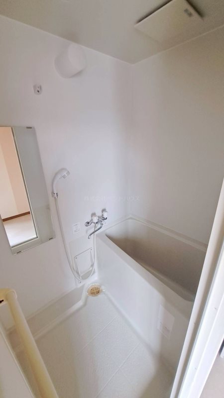 ヴィラナリー雲雀ヶ丘 風呂画像