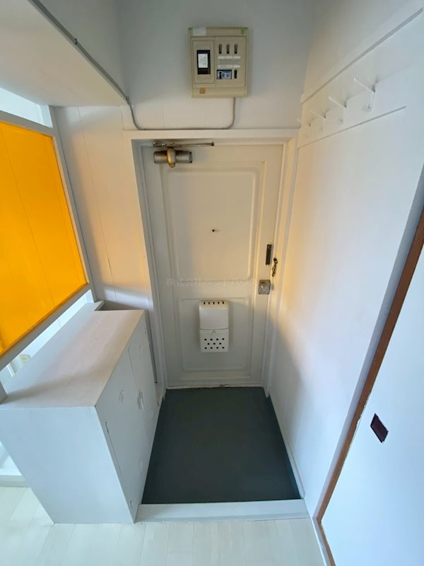 ヴィラナリー新発田Ⅱ 玄関