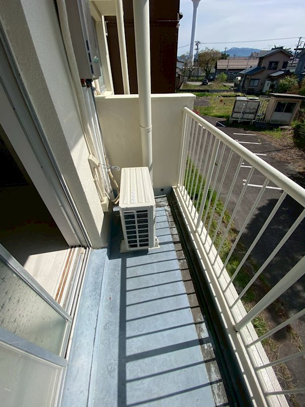 ヴィラナリー新発田Ⅱ ベランダ