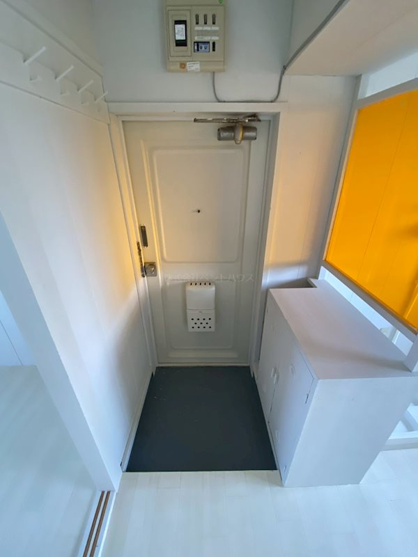 ヴィラナリー新発田Ⅱ 玄関