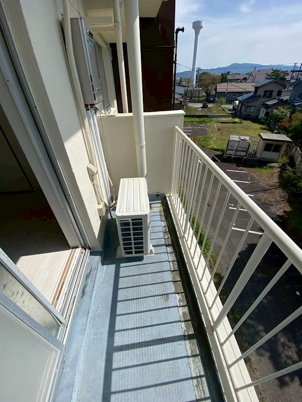 ヴィラナリー新発田Ⅱ ベランダ