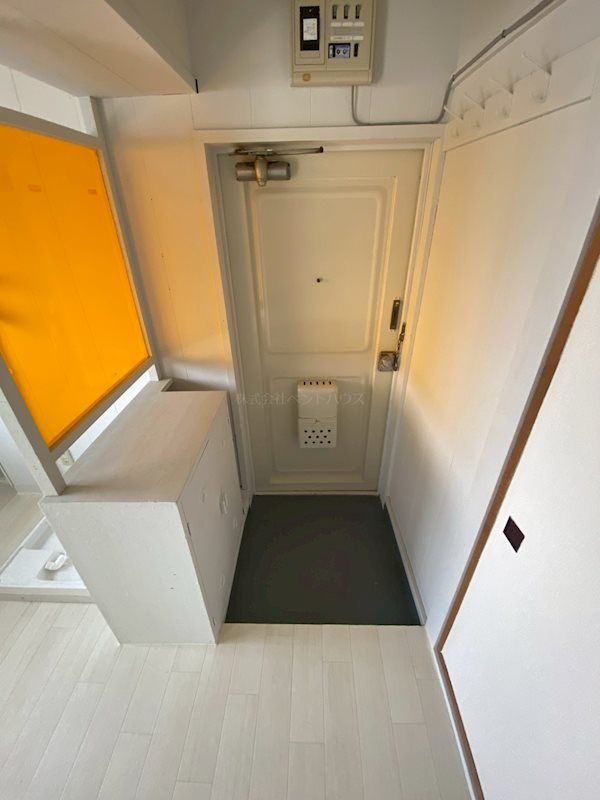 ヴィラナリー新発田Ⅱ 玄関