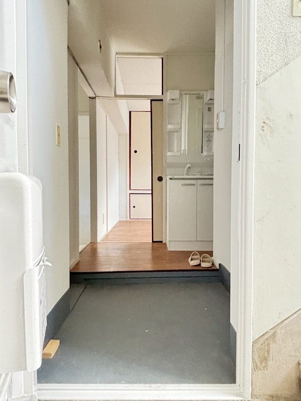 ヴィラナリー岩国 玄関