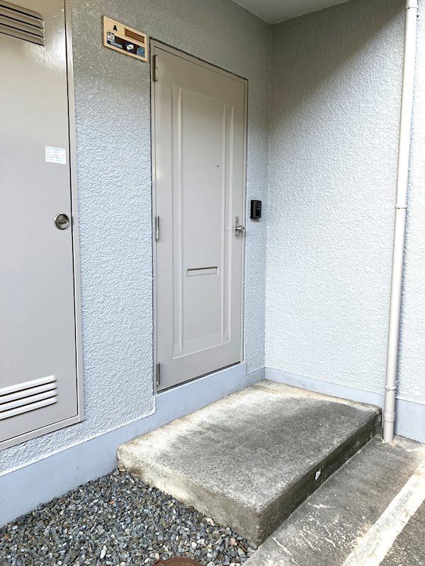 メゾン吉谷 玄関