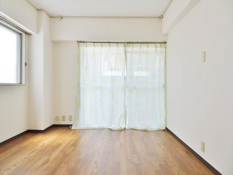 メゾン吉谷 ベッドルーム