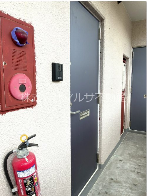 サニーコート日暮 玄関
