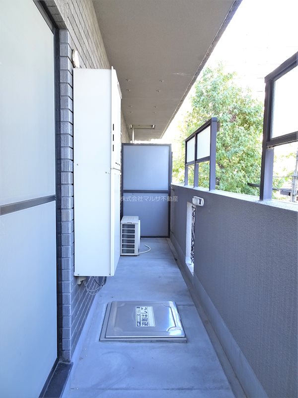 コモドカーサ新神戸 ベランダ