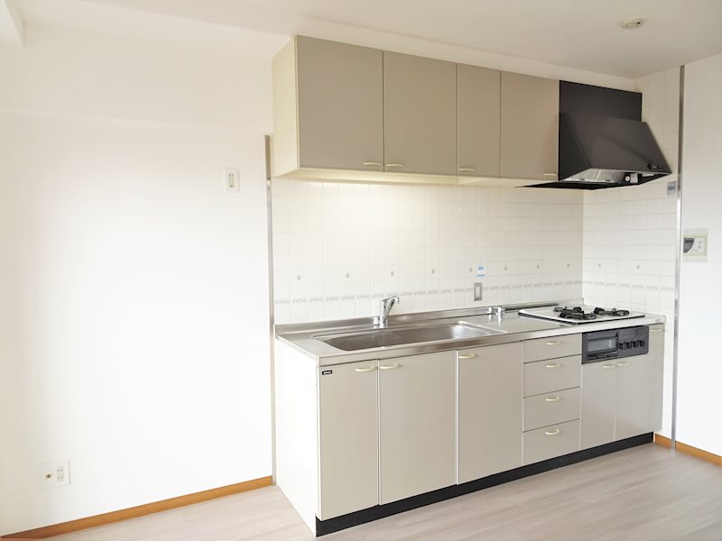 パラッツオツルヤ キッチン