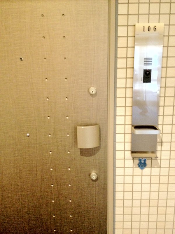 リベール新神戸プレミアム 玄関