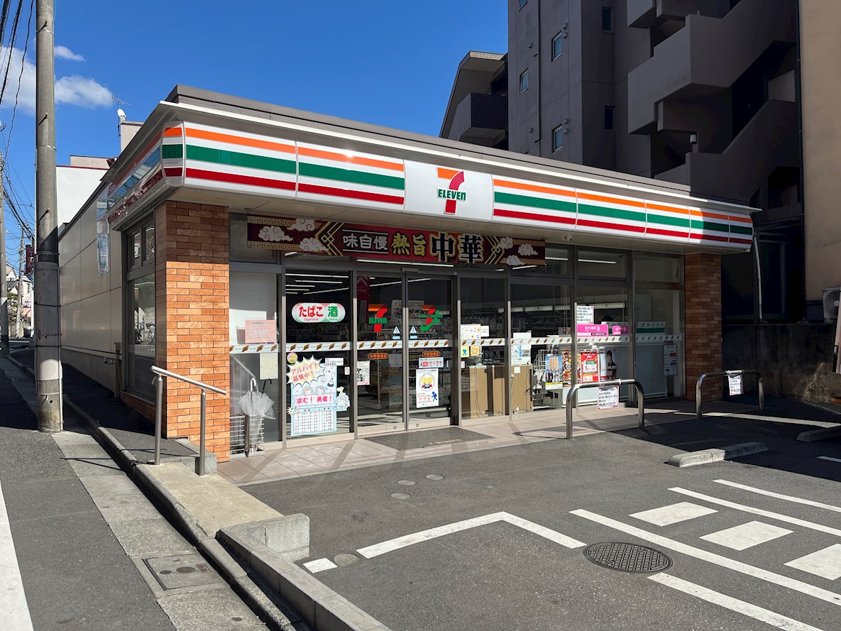 サンローゼ津田第１ コンビニ