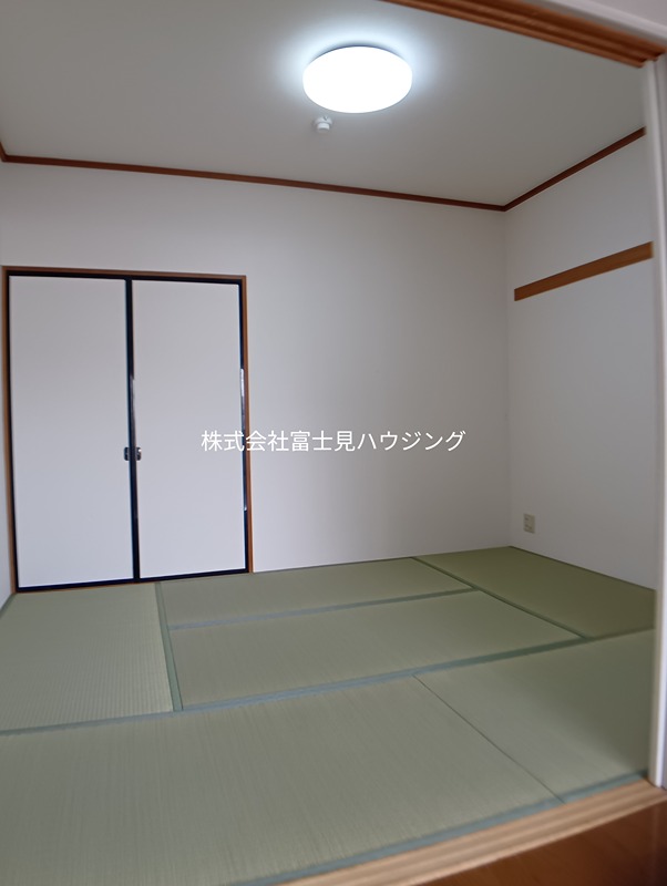 エランヴィタル新中野 ベッドルーム