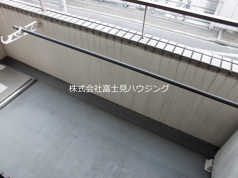 エランヴィタル新中野 ベランダ