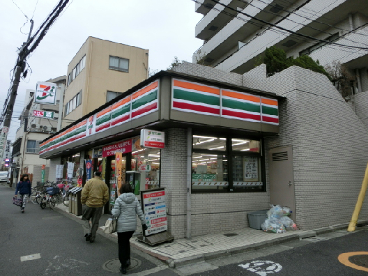 丸共ハイツ コンビニ