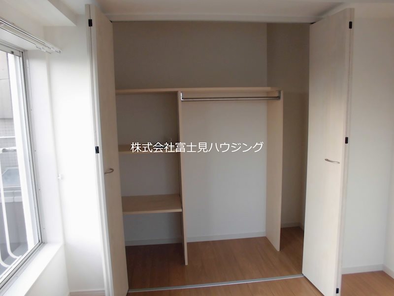 金城共同マンション 収納