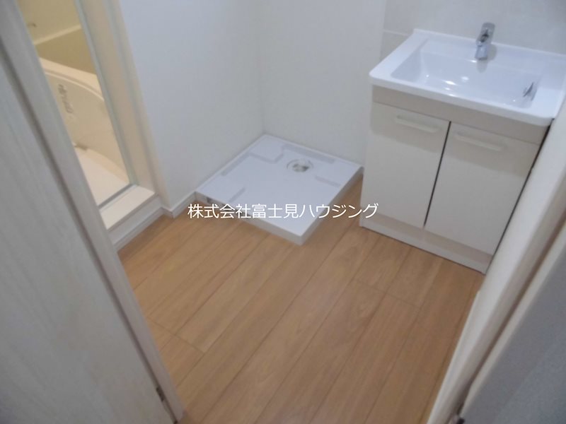 金城共同マンション 洗面所