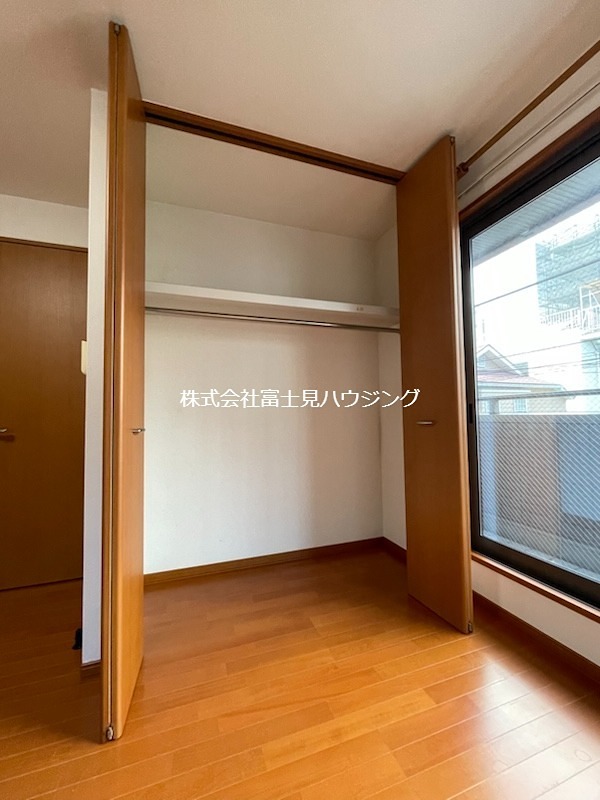フローラルコート 収納