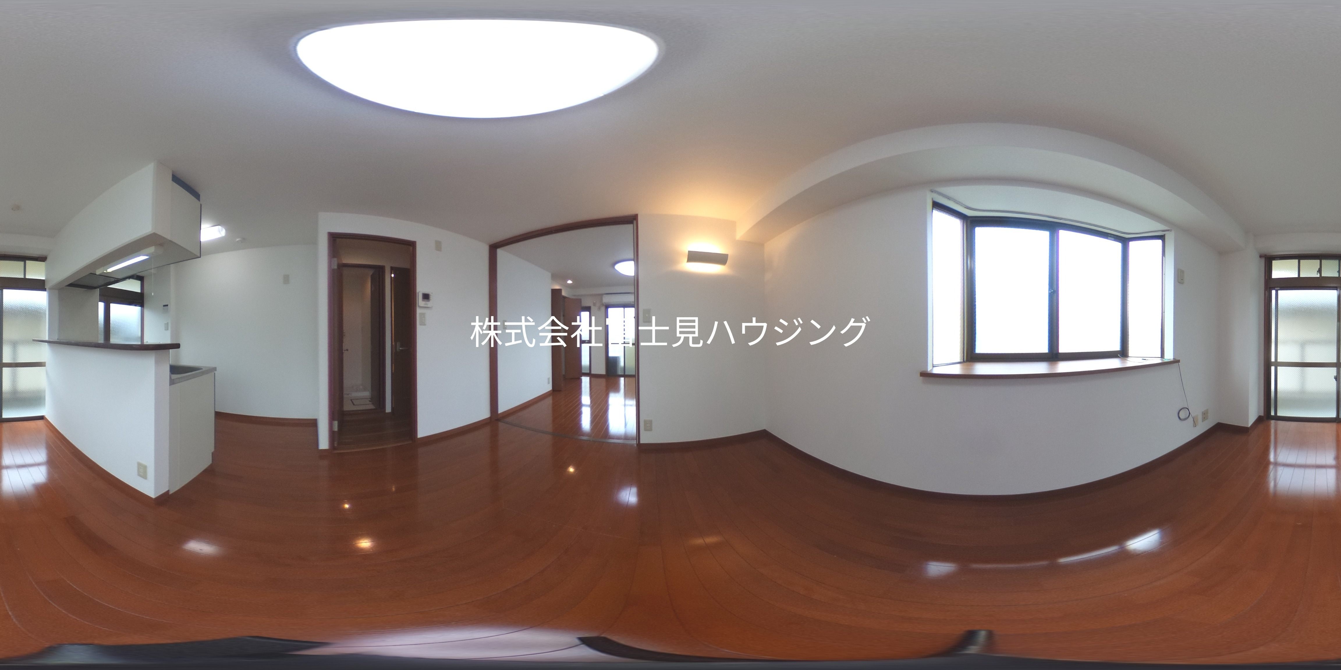 草間ビル リビング