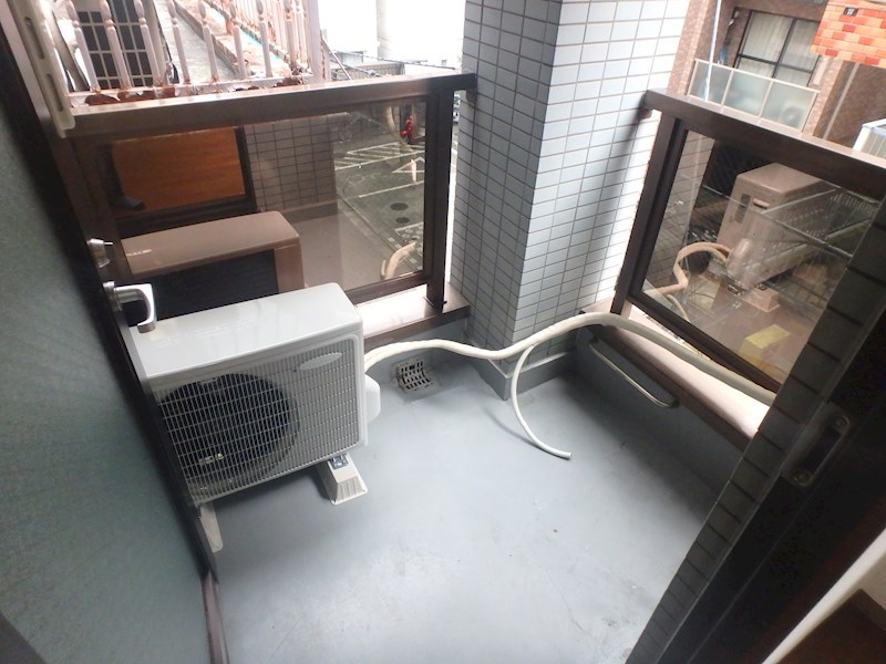 MKビル ベランダ