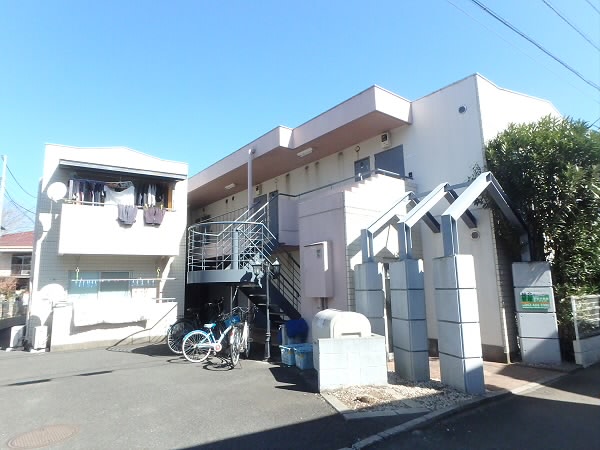 柴崎ピアコート 201号室 外観