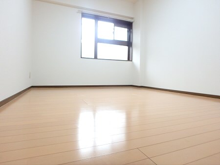 成城七番館（定借再契約型） ベッドルーム