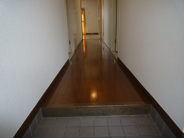 ジュノウ　 玄関