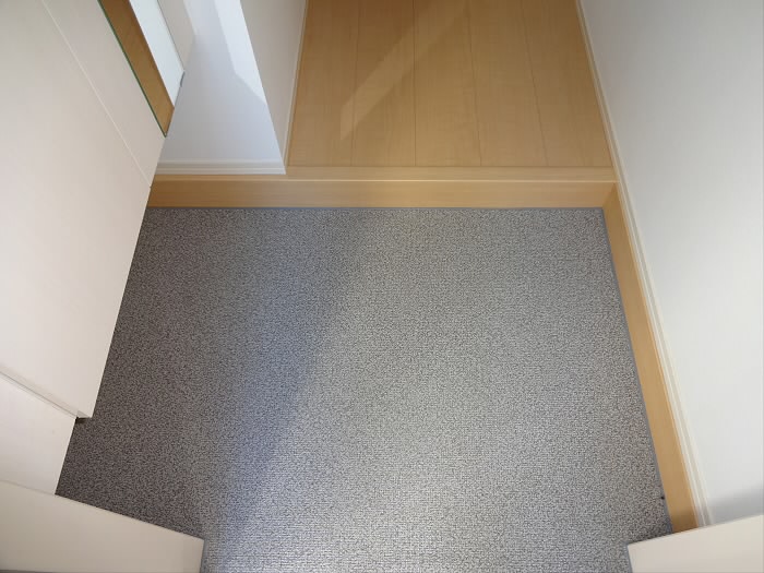 シャテニエ調布 玄関