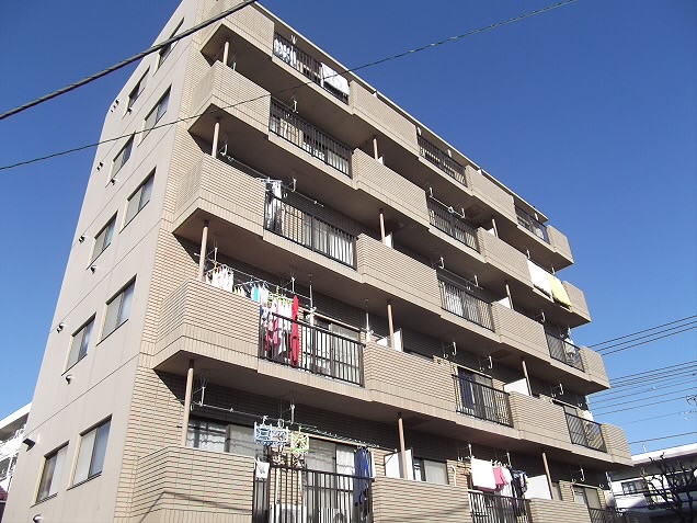 サニーガーデンアライ 外観