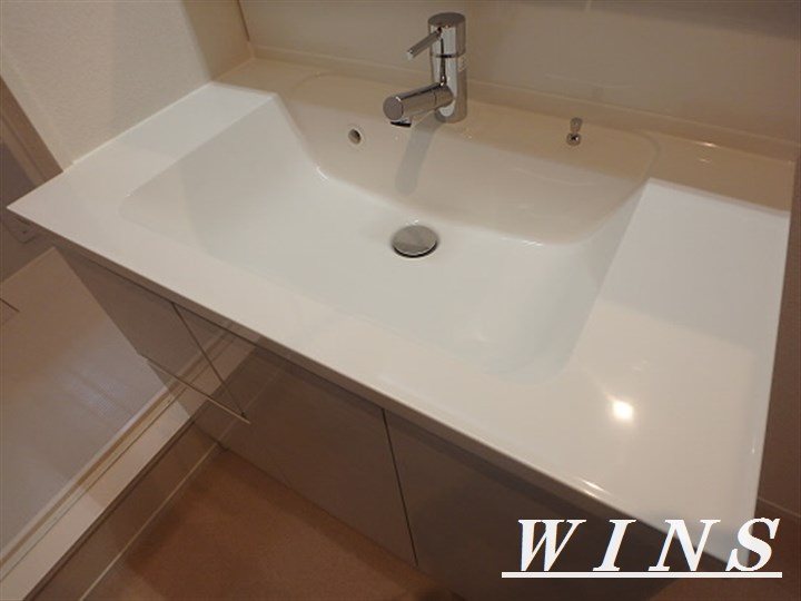 プラス・ネオン その他1