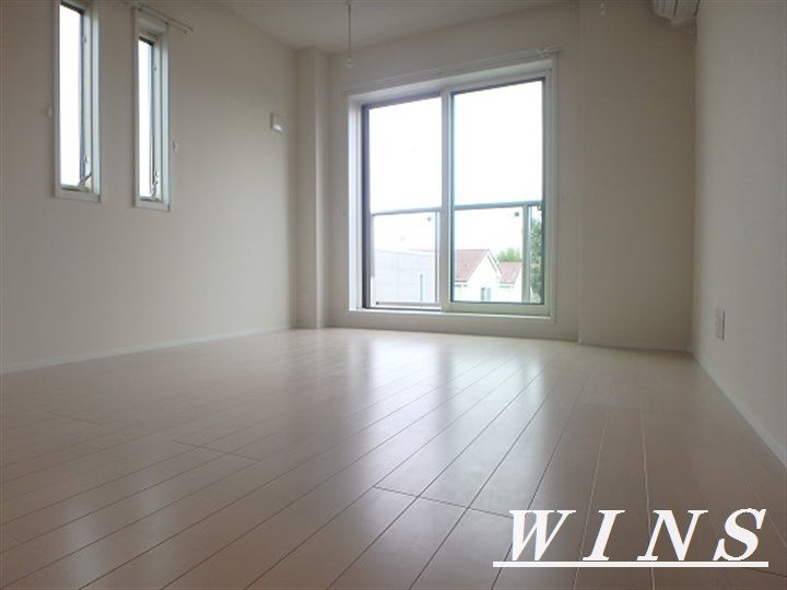 プラス・ネオン その他4