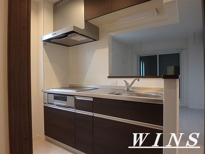 プラス・ネオン キッチン