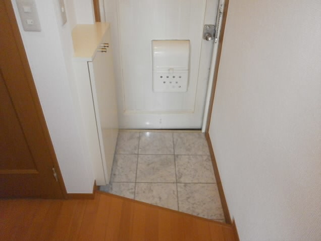 コーポ石井 玄関