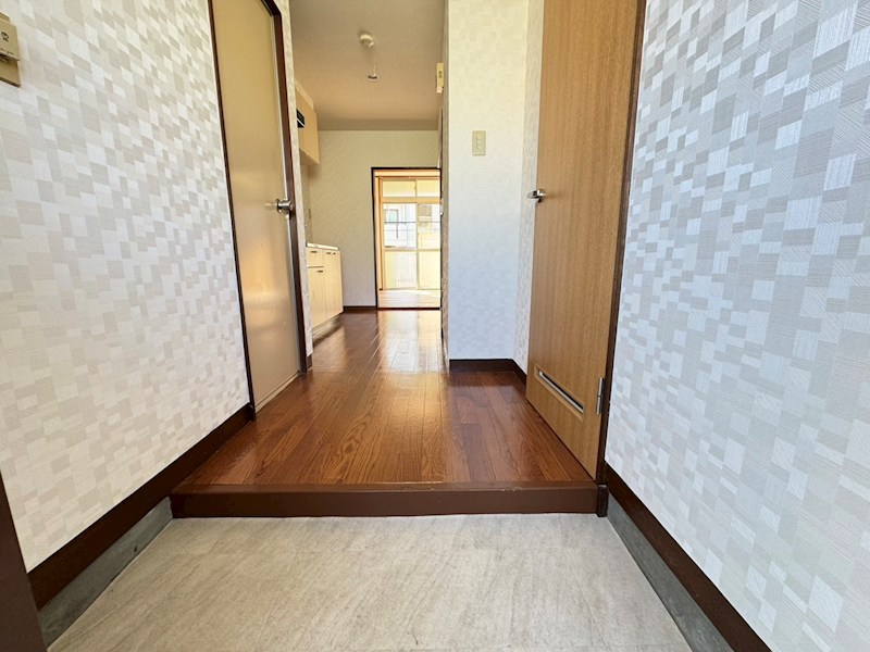 【第三麻生マンション】 玄関