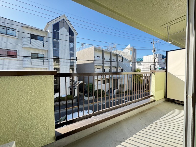 【第三麻生マンション】 ベランダ