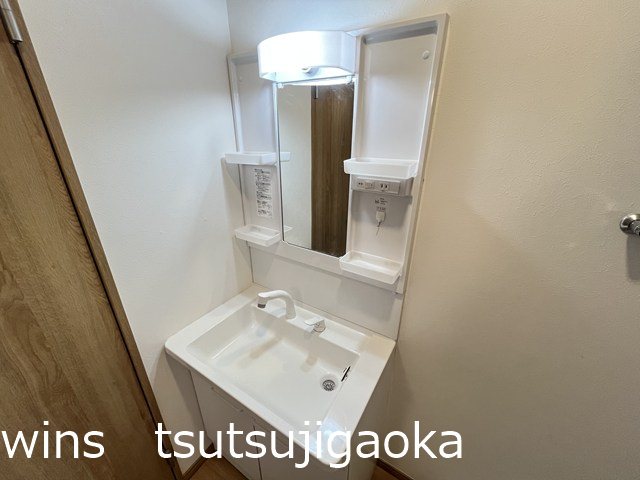 寿ＳＫＪ　A棟 洗面所