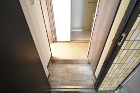 コージーハラ 玄関