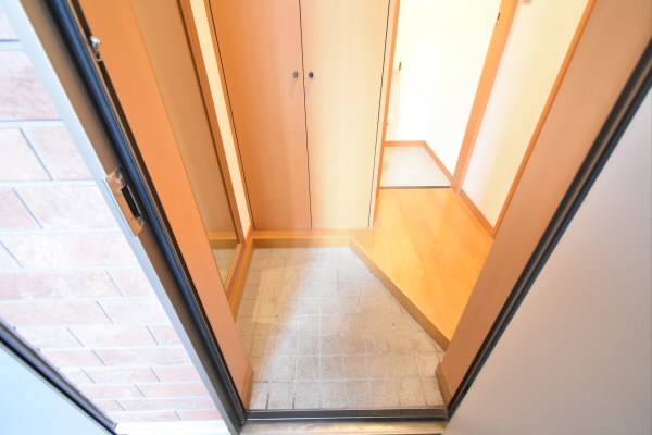 つつじヶ丘グリーンパレス 玄関