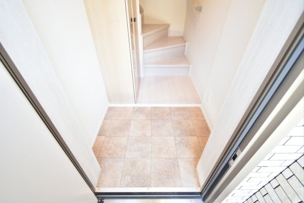 ウィンベル柴崎 玄関