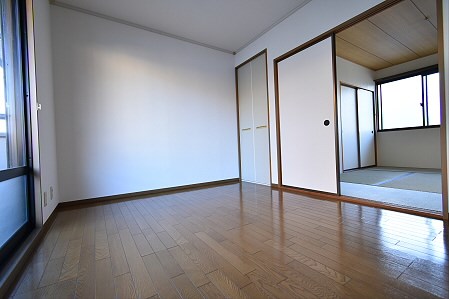 サンハウス ベッドルーム