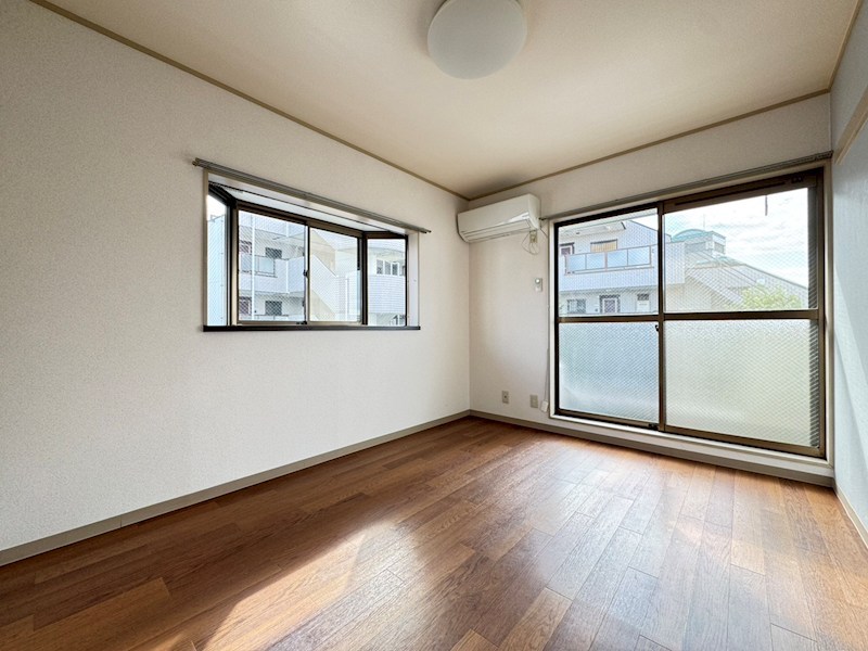 リバーサイドナカザワ（当社限定物件） ベッドルーム