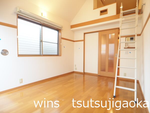 キャスルつつじヶ丘  ベッドルーム