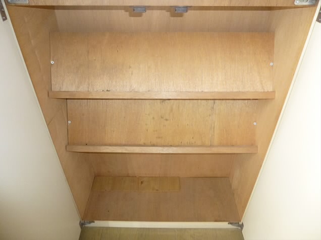 めぞんあやめ 玄関