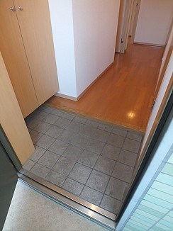 ラヴェーヌ 玄関