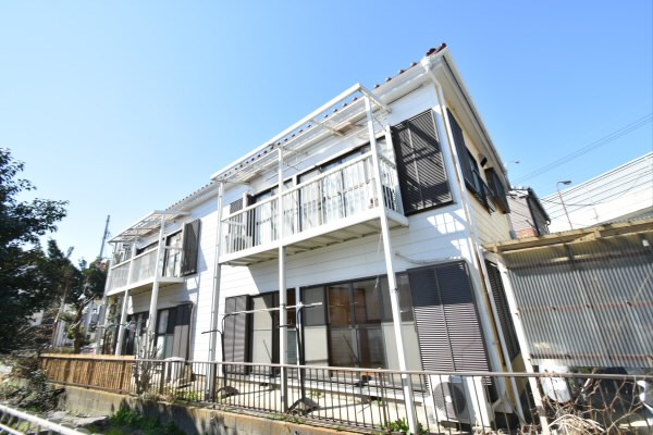 ホワイトタウン 外観