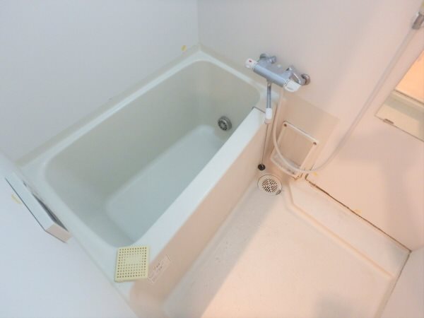 グリュックスクレー 風呂画像