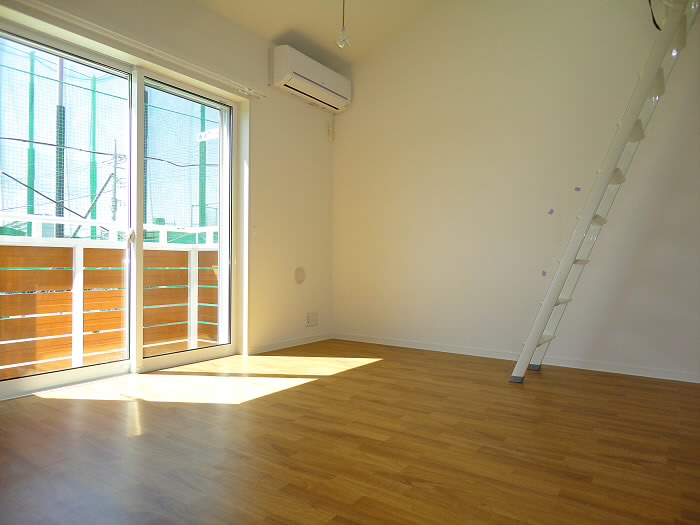 SHUKURA菊野台（シュクラ） リビング