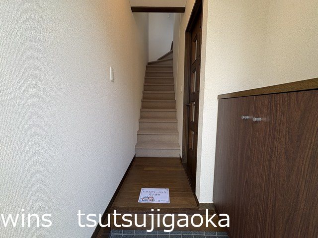 メゾン若葉 玄関